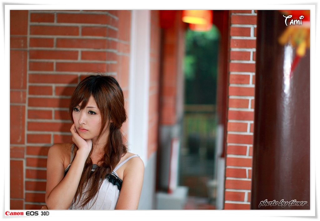 台湾清纯美女-Tami-兒童育樂中心外拍